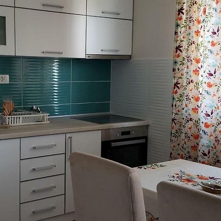Apartmani Suncokreti - Sunflower Apartments Бар Экстерьер фото