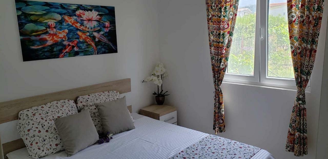 Apartmani Suncokreti - Sunflower Apartments Бар Экстерьер фото